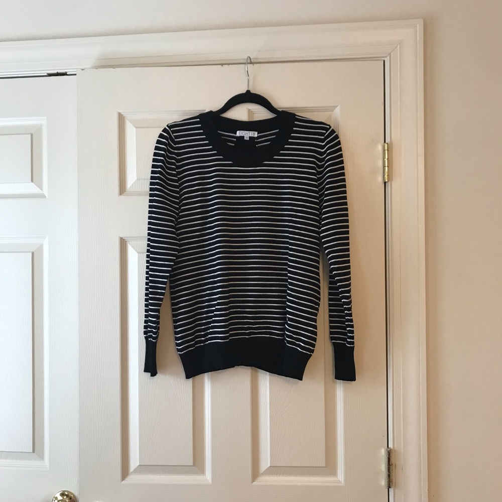 NWOT Eight18 Black and White Sweater